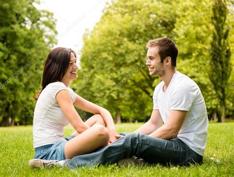 fotos en pareja adolescentes|7352 fotos de stock e imágenes de alta resolución de Parejas .